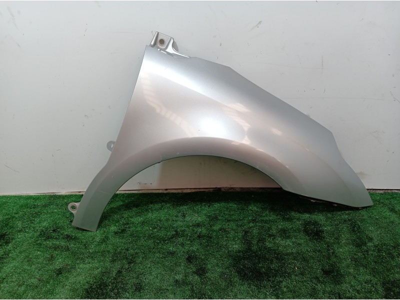 Recambio de aleta delantera derecha para citroën c4 coupe by loeb referencia OEM IAM   