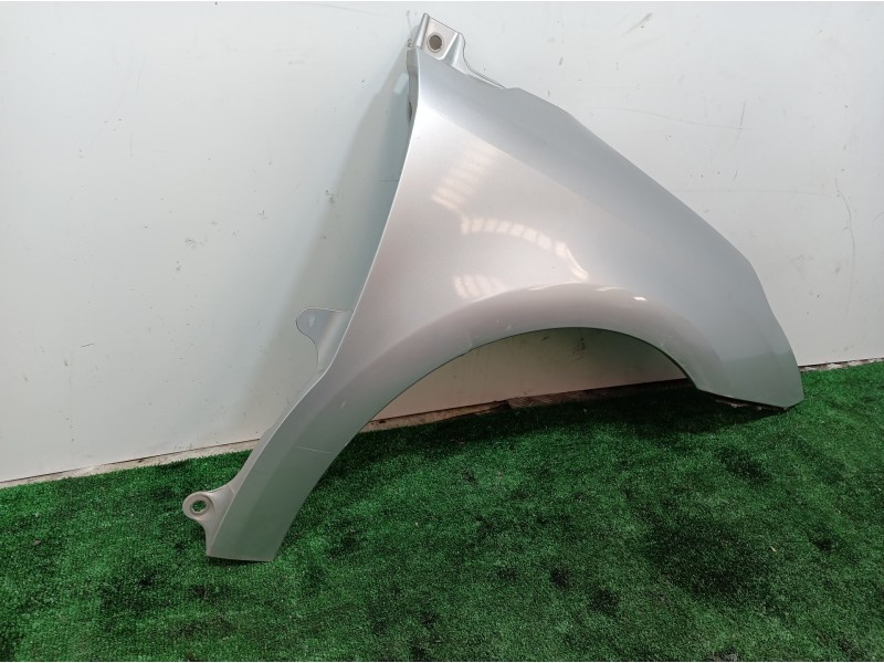 Recambio de aleta delantera derecha para citroën c4 coupe by loeb referencia OEM IAM   