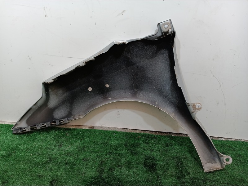 Recambio de aleta delantera derecha para citroën c4 coupe by loeb referencia OEM IAM   