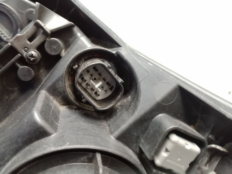 Recambio de faro izquierdo para kia xceed (cd) 1.0 t-gdi referencia OEM IAM   