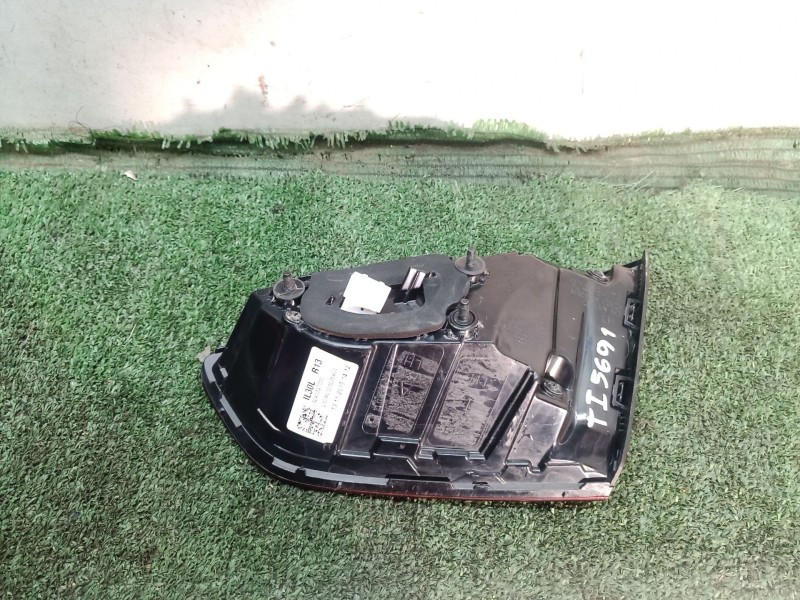 Recambio de piloto trasero izquierdo para kia xceed (cd) 1.0 t-gdi referencia OEM IAM   