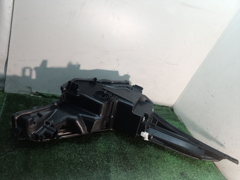 Recambio de faro izquierdo para seat toledo iii (5p2) 1.9 tdi referencia OEM IAM   