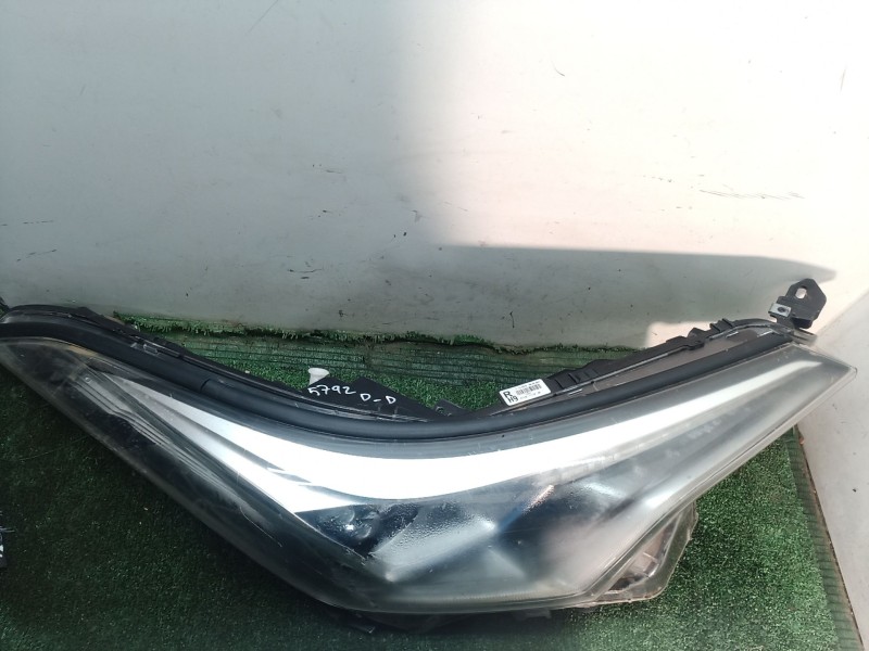 Recambio de faro derecho para seat toledo iii (5p2) 1.9 tdi referencia OEM IAM   