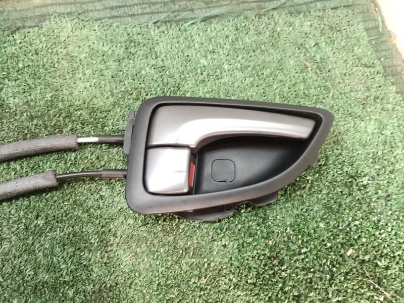 Recambio de cerradura puerta delantera derecha para hyundai ix35 (lm, el, elh) 1.6 referencia OEM IAM 813202y000 813202y000 8132