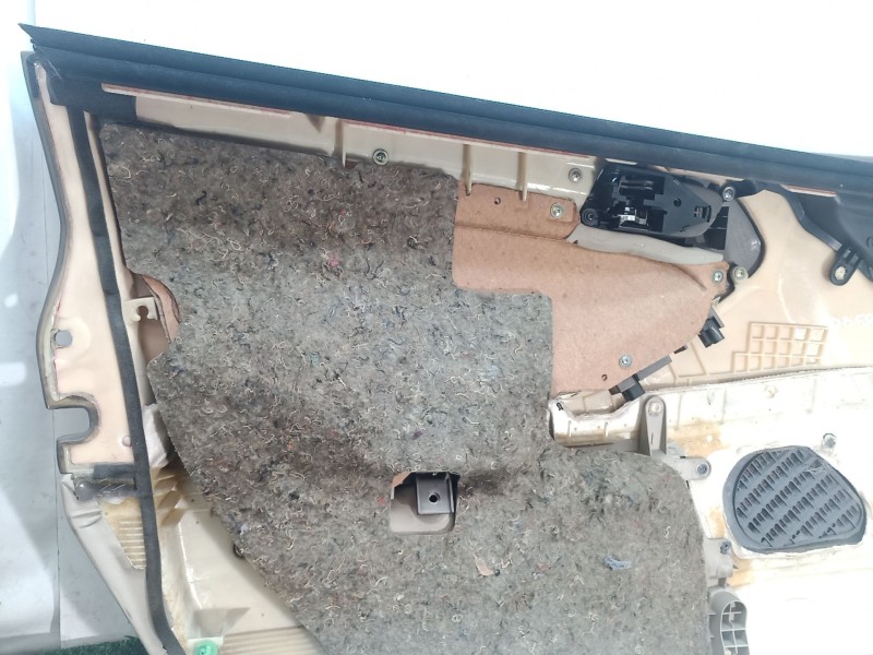 Recambio de guarnecido puerta delantera derecha para lexus gs (_s16_) 300 (jzs160_) referencia OEM IAM   