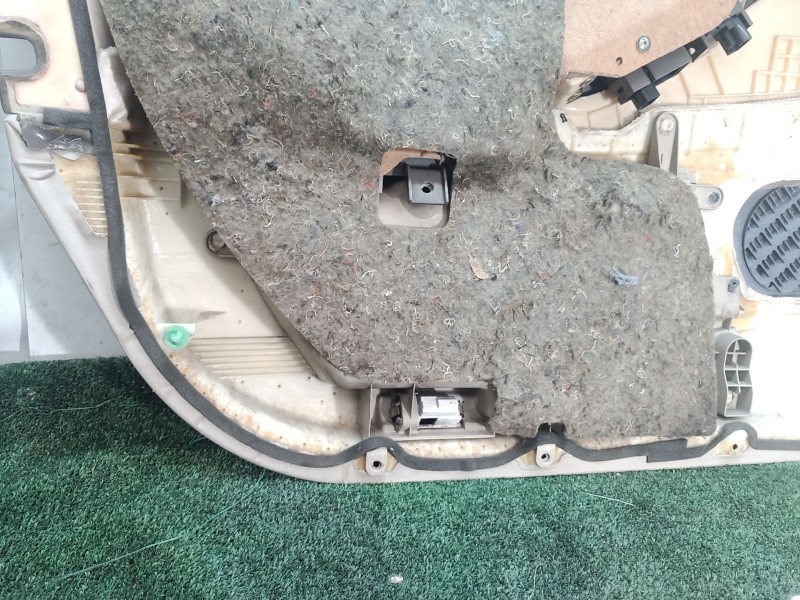 Recambio de guarnecido puerta delantera derecha para lexus gs (_s16_) 300 (jzs160_) referencia OEM IAM   