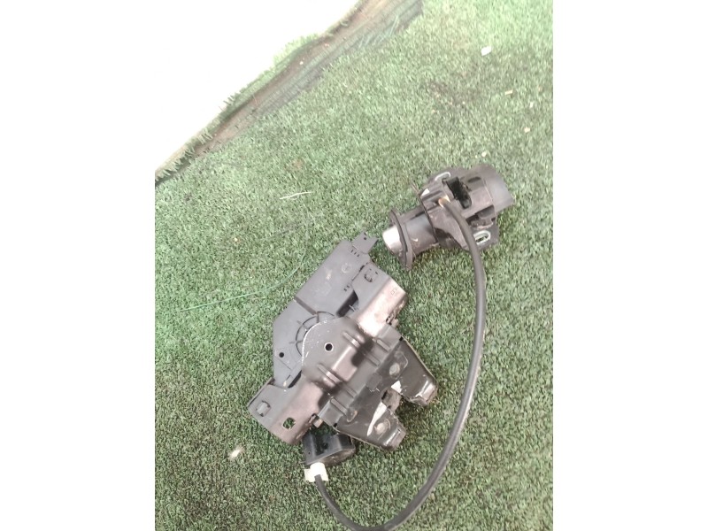 Recambio de cerradura maletero / porton para bmw 3 (e90) 318 i referencia OEM IAM 8196401 8196401 8196401