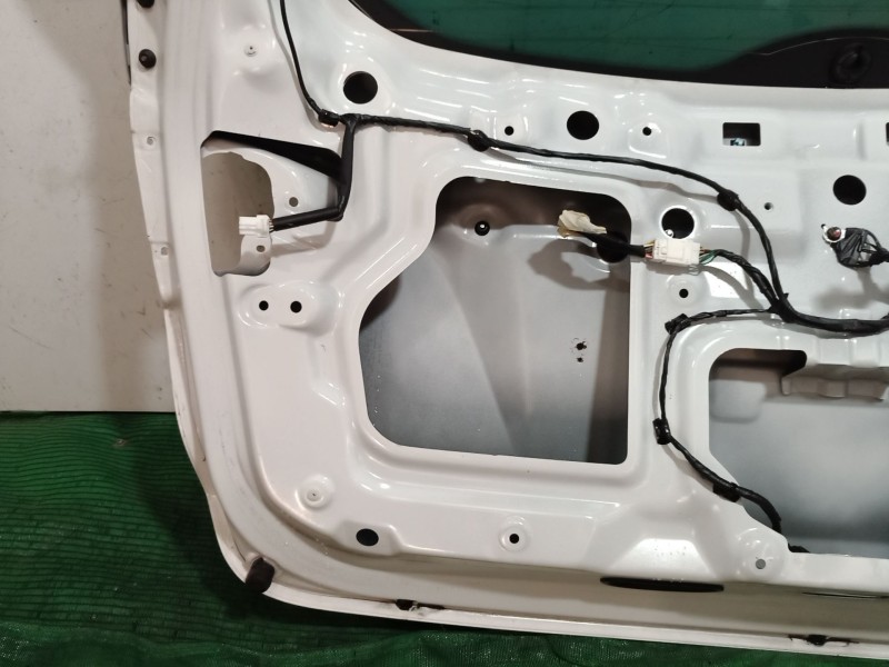 Recambio de porton trasero para hyundai ix35 (lm, el, elh) 1.6 referencia OEM IAM   