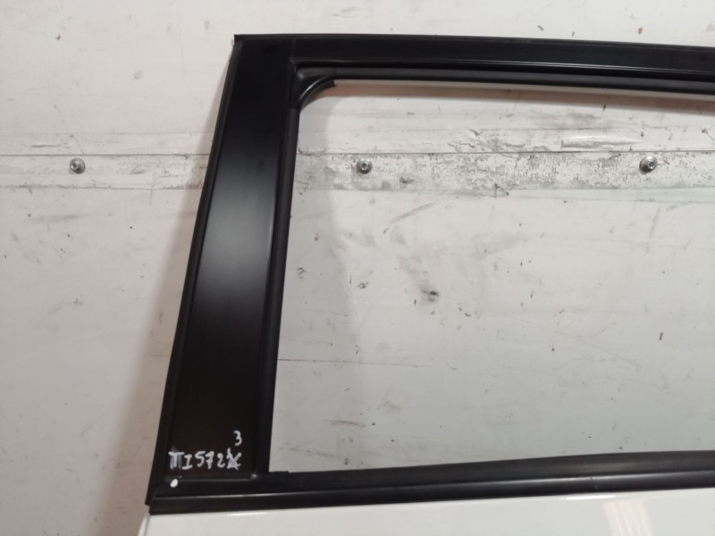 Recambio de puerta trasera izquierda para hyundai ix35 (lm, el, elh) 1.6 referencia OEM IAM   