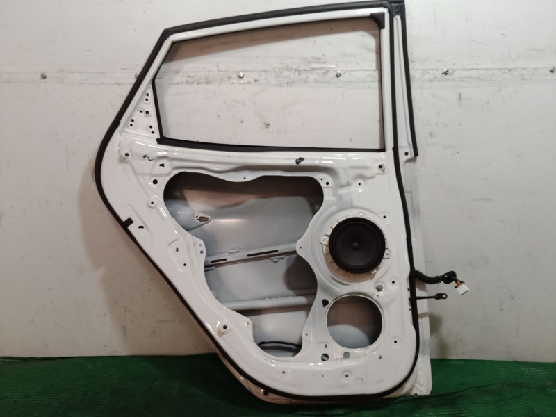 Recambio de puerta trasera izquierda para hyundai ix35 (lm, el, elh) 1.6 referencia OEM IAM   
