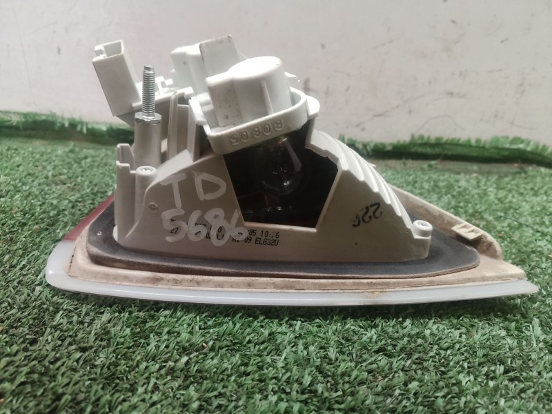 Recambio de piloto trasero derecho para bmw 3 (e90) 318 i referencia OEM IAM 276402 276402 276402