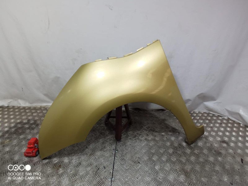 Recambio de aleta delantera izquierda para citroën c4 picasso millenium referencia OEM IAM 9652990880 9652990880 9652990880