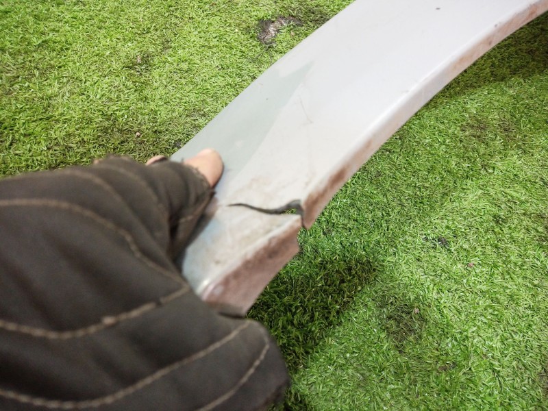 Recambio de aleta delantera derecha para renault scenic ii authentique referencia OEM IAM   