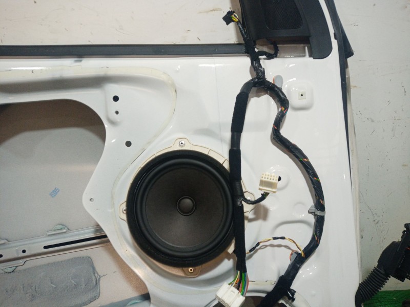 Recambio de puerta delantera izquierda para hyundai ix35 (lm, el, elh) 1.6 referencia OEM IAM   