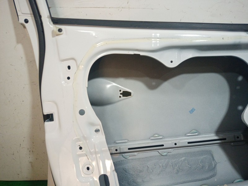 Recambio de puerta delantera izquierda para hyundai ix35 (lm, el, elh) 1.6 referencia OEM IAM   
