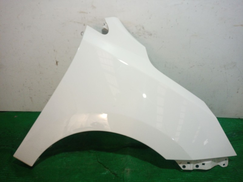 Recambio de aleta delantera derecha para hyundai ix35 (lm, el, elh) 1.6 referencia OEM IAM   