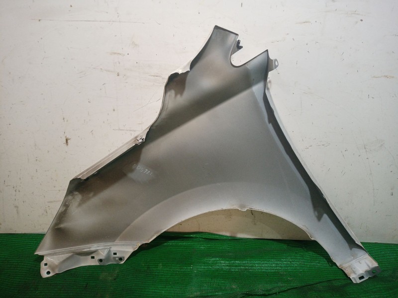 Recambio de aleta delantera derecha para hyundai ix35 (lm, el, elh) 1.6 referencia OEM IAM   