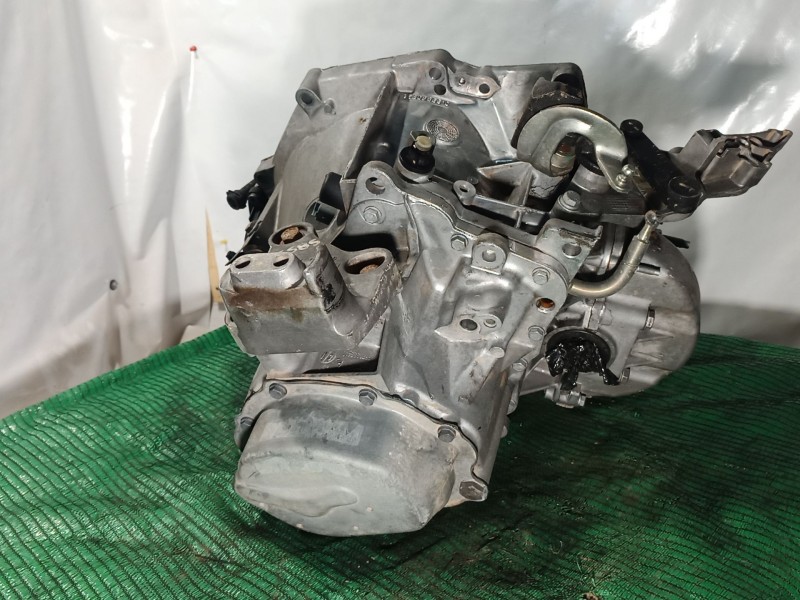 Recambio de caja cambios para peugeot 308 i (4a_, 4c_) 1.6 hdi referencia OEM IAM 20ET04 20ET04 20ET04