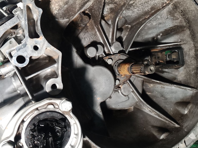 Recambio de caja cambios para peugeot 308 i (4a_, 4c_) 1.6 hdi referencia OEM IAM 20ET04 20ET04 20ET04