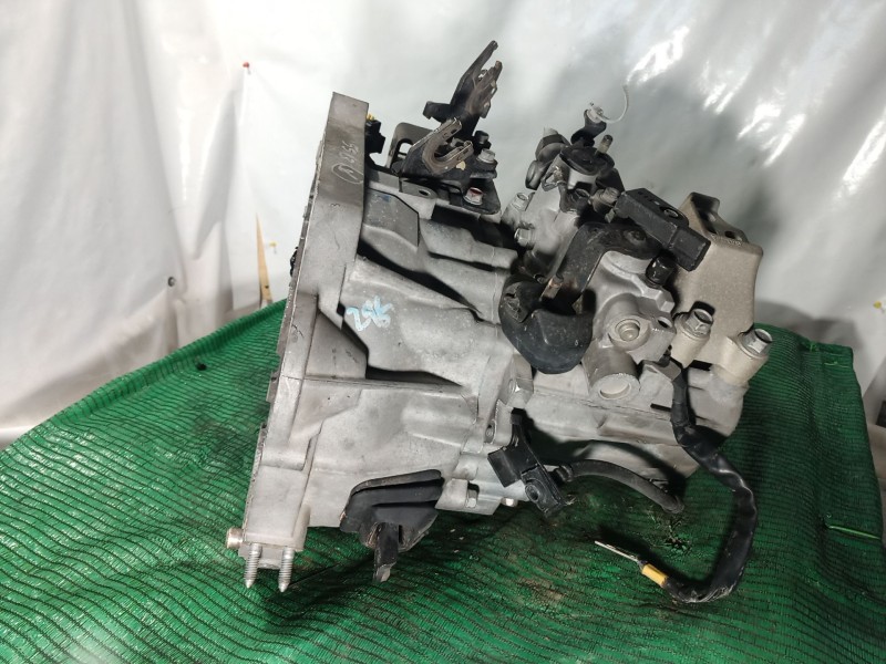 Recambio de caja cambios para hyundai i30 (fd) 1.6 referencia OEM IAM R71773 R71773 R71773