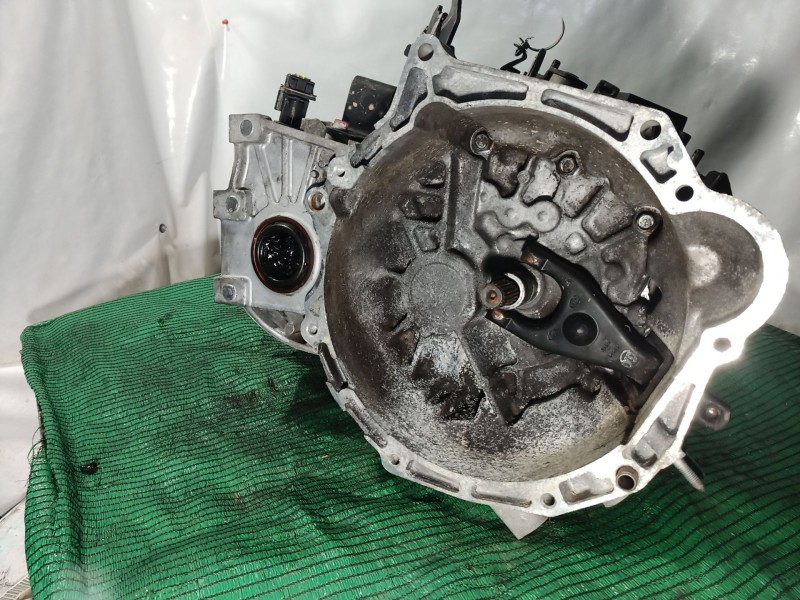 Recambio de caja cambios para hyundai i30 (fd) 1.6 referencia OEM IAM R71773 R71773 R71773