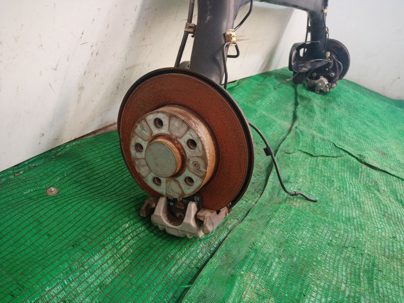 Recambio de puente trasero para volkswagen polo v (6r1, 6c1) 1.4 (6r1) referencia OEM IAM   