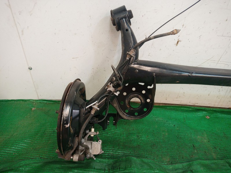 Recambio de puente trasero para toyota yaris (_p13_) 1.4 d (nlp130_) referencia OEM IAM   