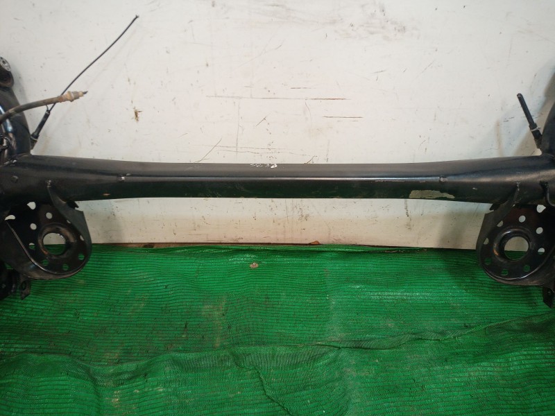 Recambio de puente trasero para toyota yaris (_p13_) 1.4 d (nlp130_) referencia OEM IAM   