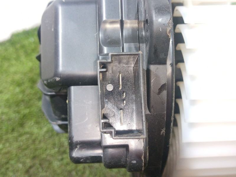 Recambio de ventilador calefaccion para hyundai ioniq (ae) 1.6 gdi hybrid referencia OEM IAM D316CWFAA01 D316CWFAA01 D316CWFAA01