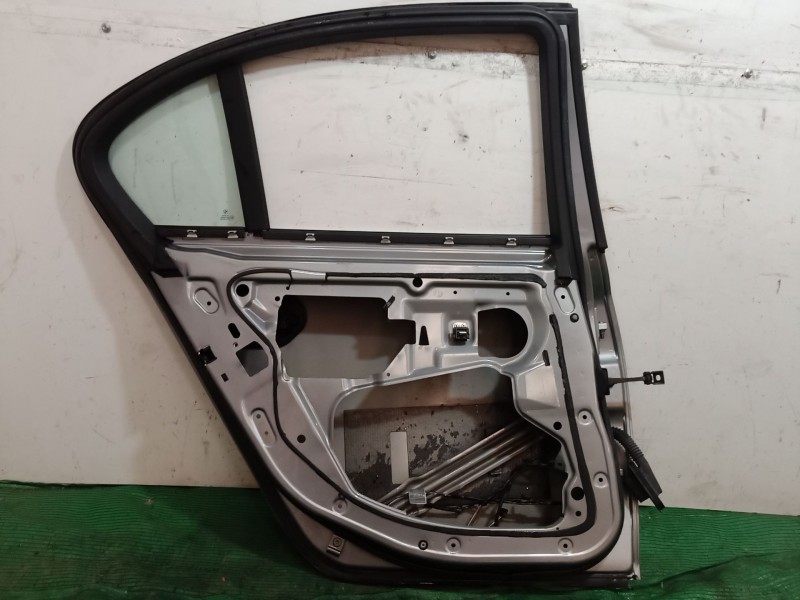 Recambio de puerta trasera izquierda para bmw 5 (e60) 520 i referencia OEM IAM 4151703 4151703 4151703