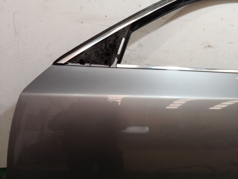 Recambio de puerta delantera izquierda para bmw 5 (e60) 520 i referencia OEM IAM   