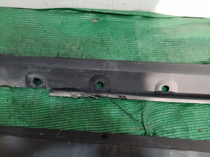 Recambio de faldon lateral para toyota c-hr (_x1_) 1.8 hybrid (zyx10_, zyx11_) referencia OEM IAM   