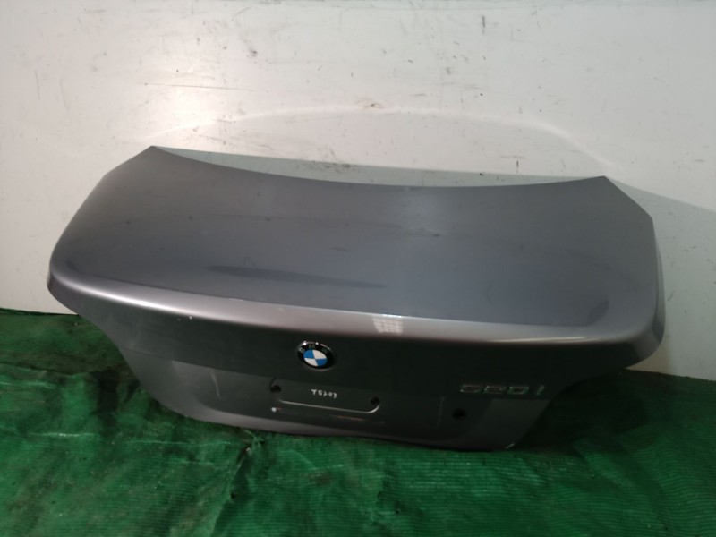 Recambio de tapa maletero para bmw 5 (e60) 520 i referencia OEM IAM   