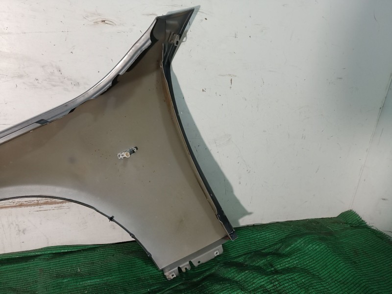 Recambio de aleta delantera derecha para bmw 5 (e60) 520 i referencia OEM IAM   