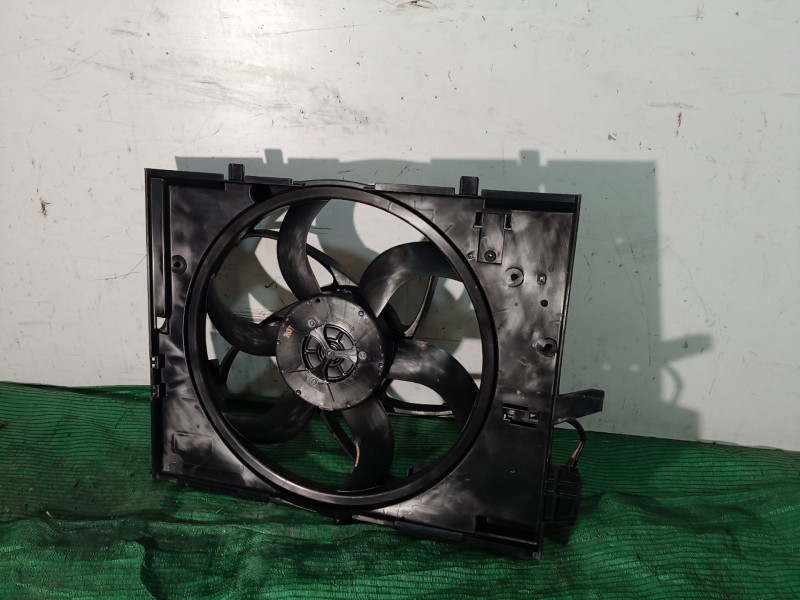 Recambio de electroventilador para bmw 5 (e60) 520 i referencia OEM IAM 67326931231 67326931231 67326931231