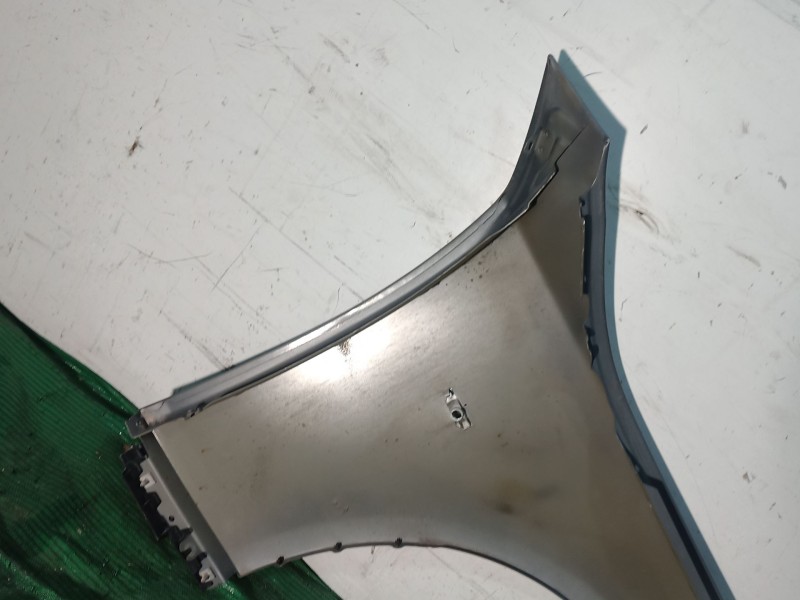 Recambio de aleta delantera izquierda para bmw 5 (e60) 520 i referencia OEM IAM   