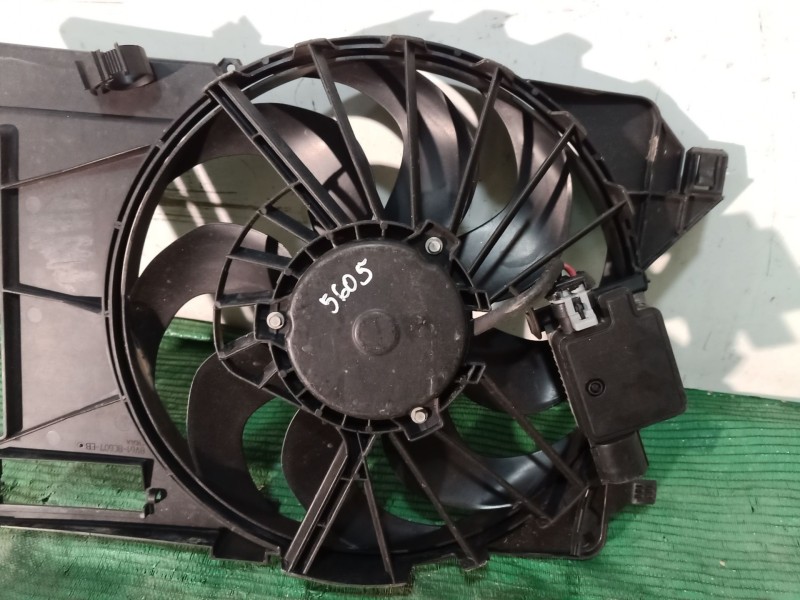 Recambio de electroventilador para ford focus iii 1.6 tdci referencia OEM IAM 8240588 8240588 8240588