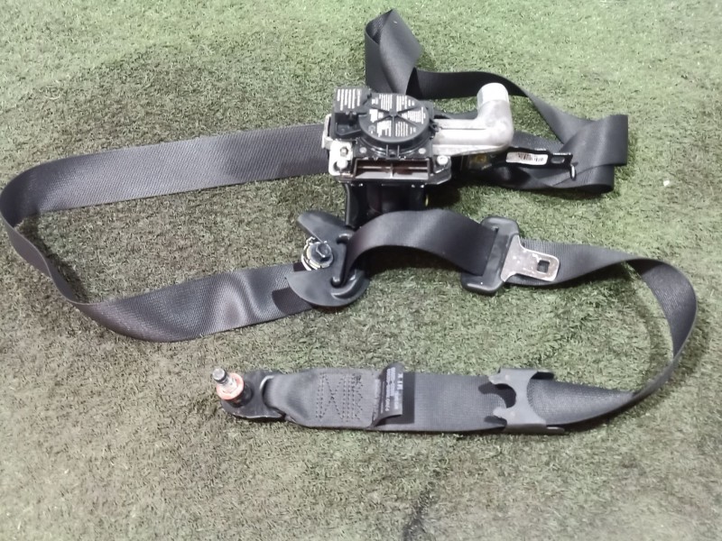 Recambio de cinturon seguridad delantero derecho para hyundai ioniq (ae) 1.6 gdi hybrid referencia OEM IAM   