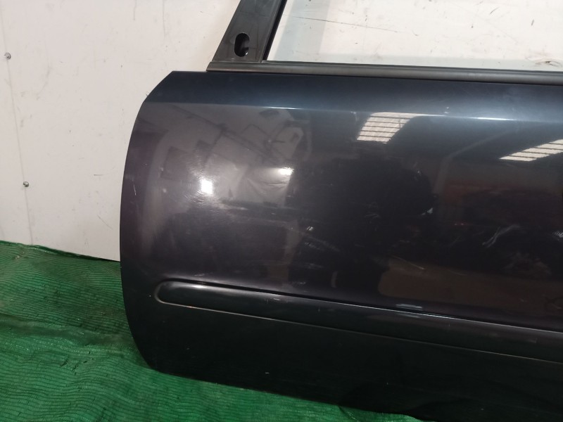 Recambio de puerta delantera izquierda para opel zafira b 1.6 16v referencia OEM IAM   