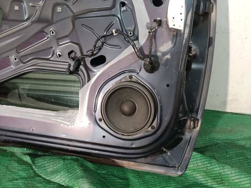 Recambio de puerta delantera izquierda para opel zafira b 1.6 16v referencia OEM IAM   