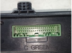 Recambio de caja reles / fusibles para renault megane iii sport tourer expression referencia OEM IAM 284B17882R 284B17882R S1800 2