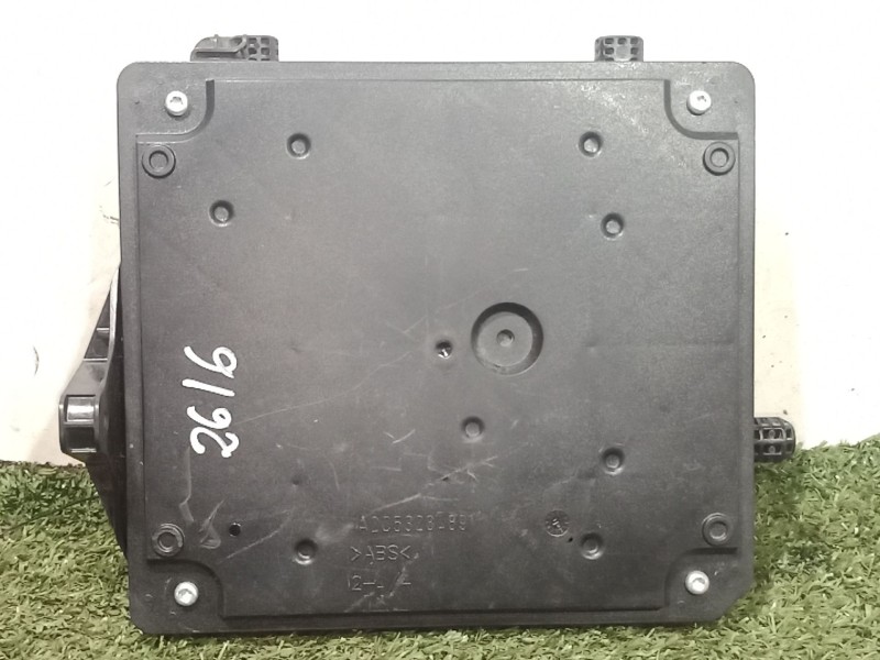 Recambio de caja reles / fusibles para renault megane iii sport tourer expression referencia OEM IAM 284B17882R 284B17882R S1800