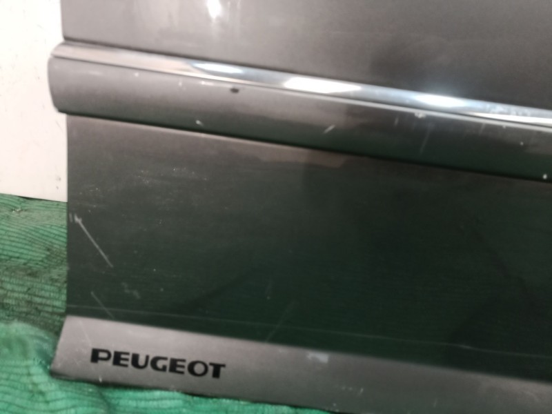 Recambio de puerta delantera derecha para peugeot 407 sport referencia OEM IAM   