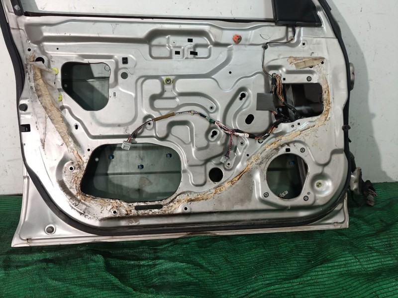 Recambio de puerta delantera izquierda para honda cr-v (rd1/3) 2.0 16v cat referencia OEM IAM   