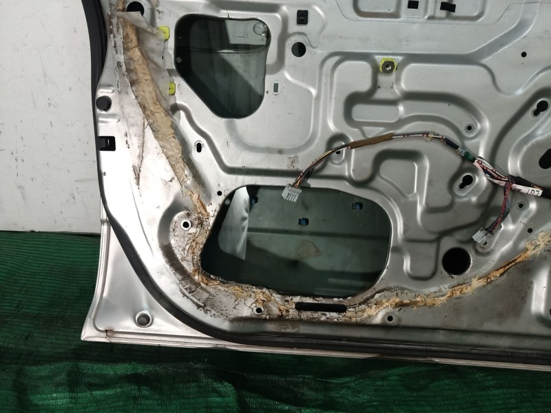 Recambio de puerta delantera izquierda para honda cr-v (rd1/3) 2.0 16v cat referencia OEM IAM   