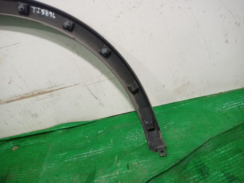 Recambio de aletin trasero izquierdo para volkswagen tiguan (ad1, ax1) 1.5 tsi referencia OEM IAM   