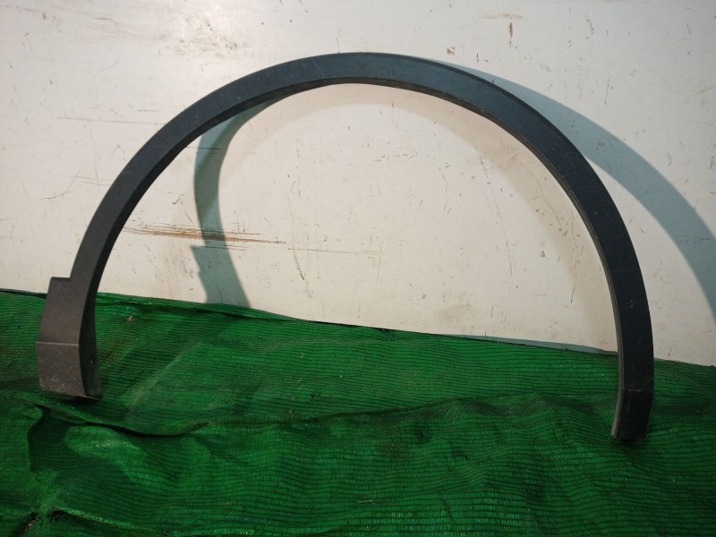 Recambio de aletin delantero izquierdo para volkswagen tiguan (ad1, ax1) 1.5 tsi referencia OEM IAM   