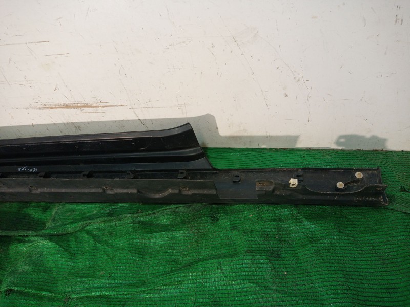 Recambio de faldon lateral para mini mini (f55) cooper d referencia OEM IAM 51777 51777 51777