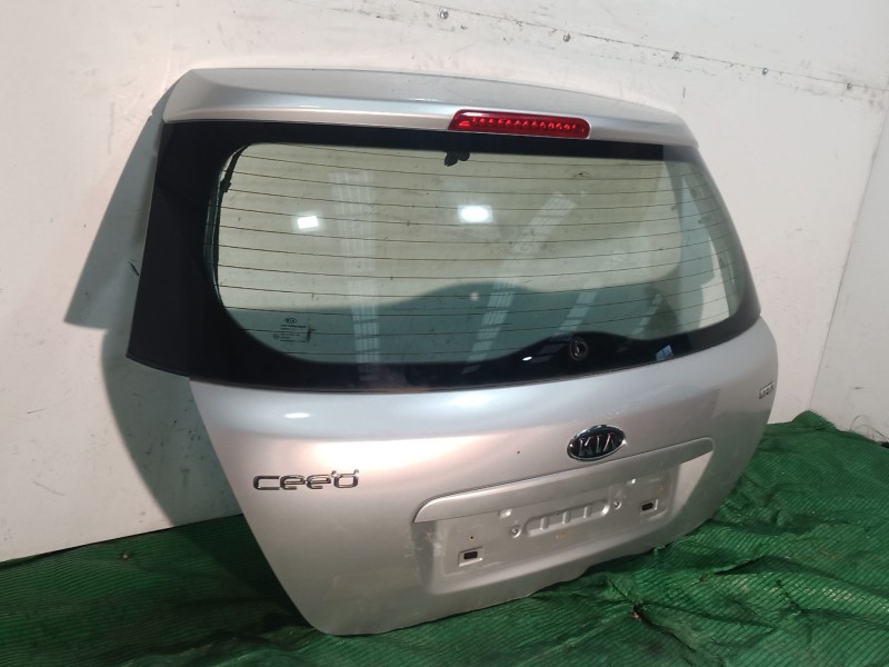 Recambio de porton trasero para kia cee´d hatchback (ed) 1.6 crdi 90 referencia OEM IAM   