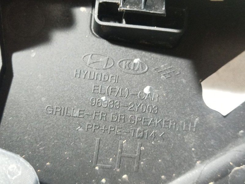 Recambio de guarnecido puerta delantera izquierda para hyundai ix35 (lm, el, elh) 1.6 referencia OEM IAM 823702Y000 823702Y000 8